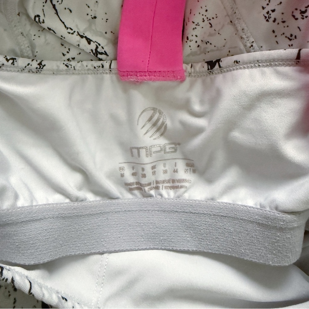 Workout Tank - Picture 3 of 5